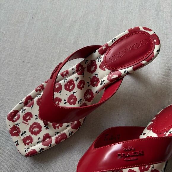 NEW COACH Women's Thong Kitten Heel With Floral Print Bold Red CBM86 US 8.5 - Picture 3 of 10